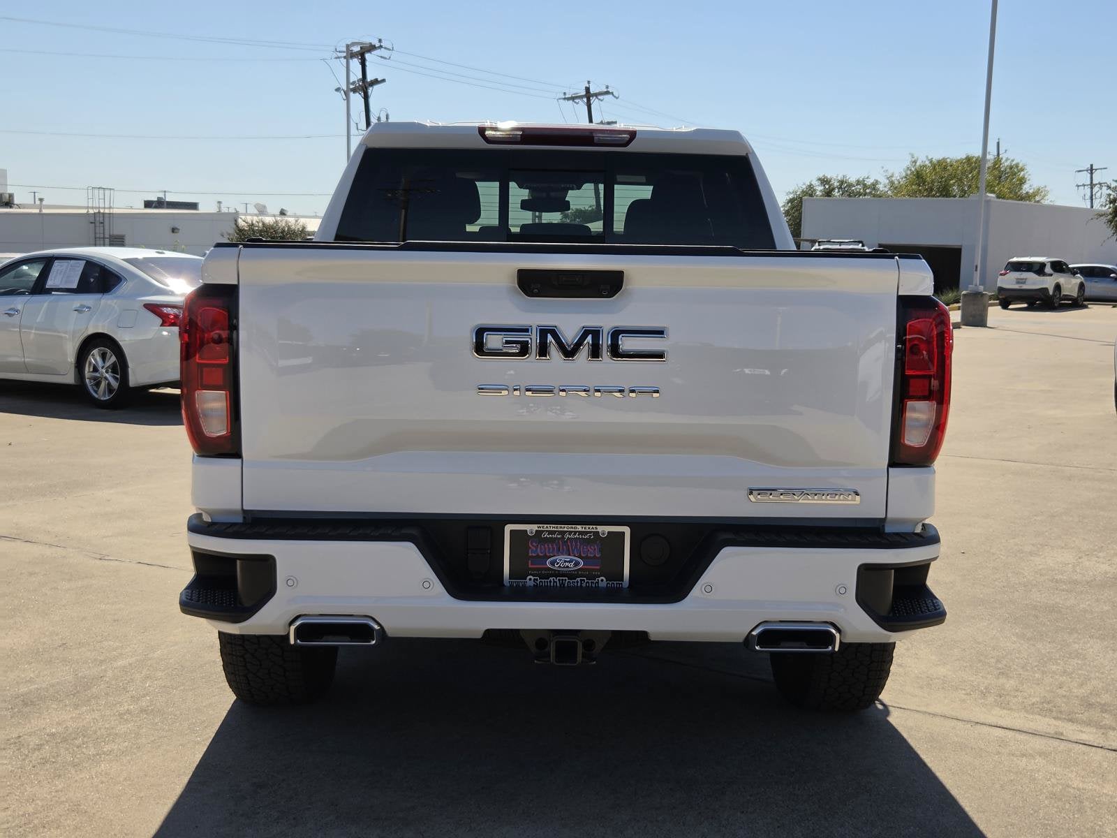 2025 GMC Sierra 1500 Elevation