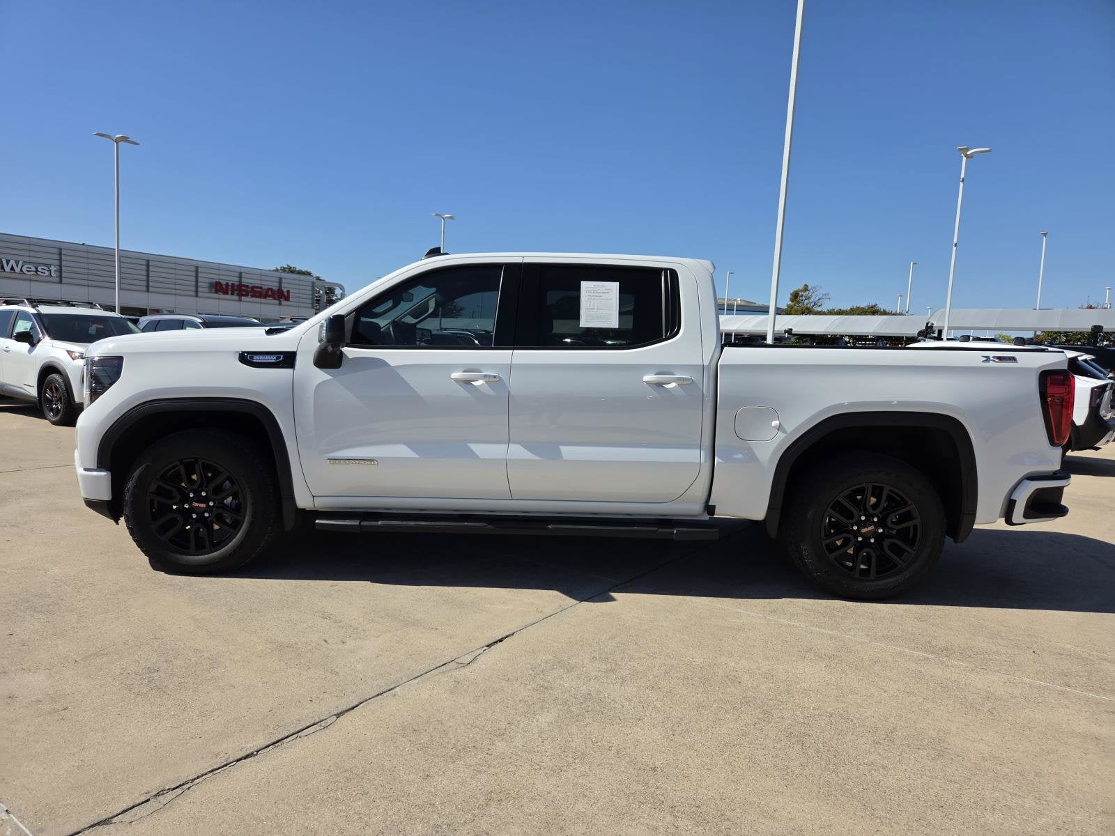 2025 GMC Sierra 1500 Elevation