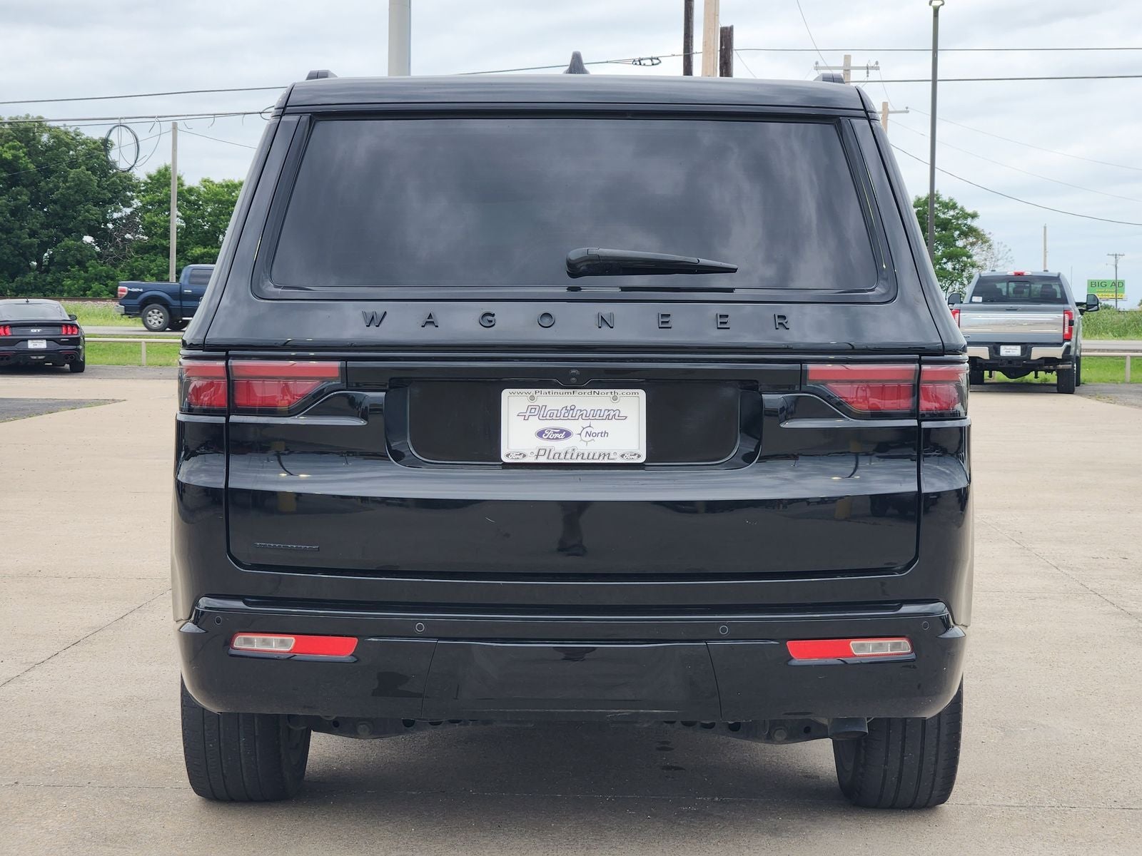 2023 Jeep Wagoneer Series II