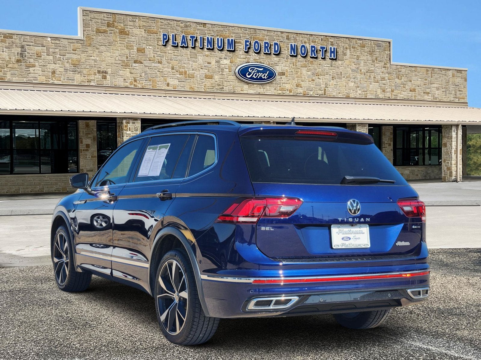2024 Volkswagen Tiguan 2.0T SEL R-Line