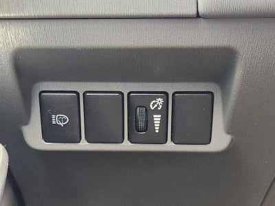 2014 Toyota Prius v Five