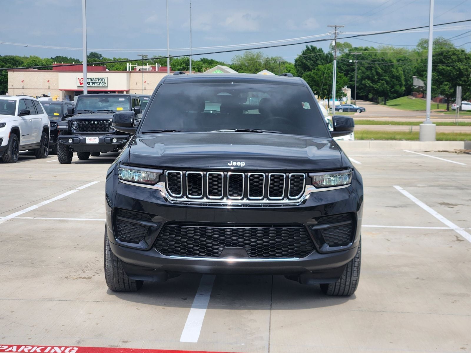 2025 Jeep Grand Cherokee Laredo X