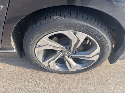 2018 Honda Accord EX-L w/Navigation