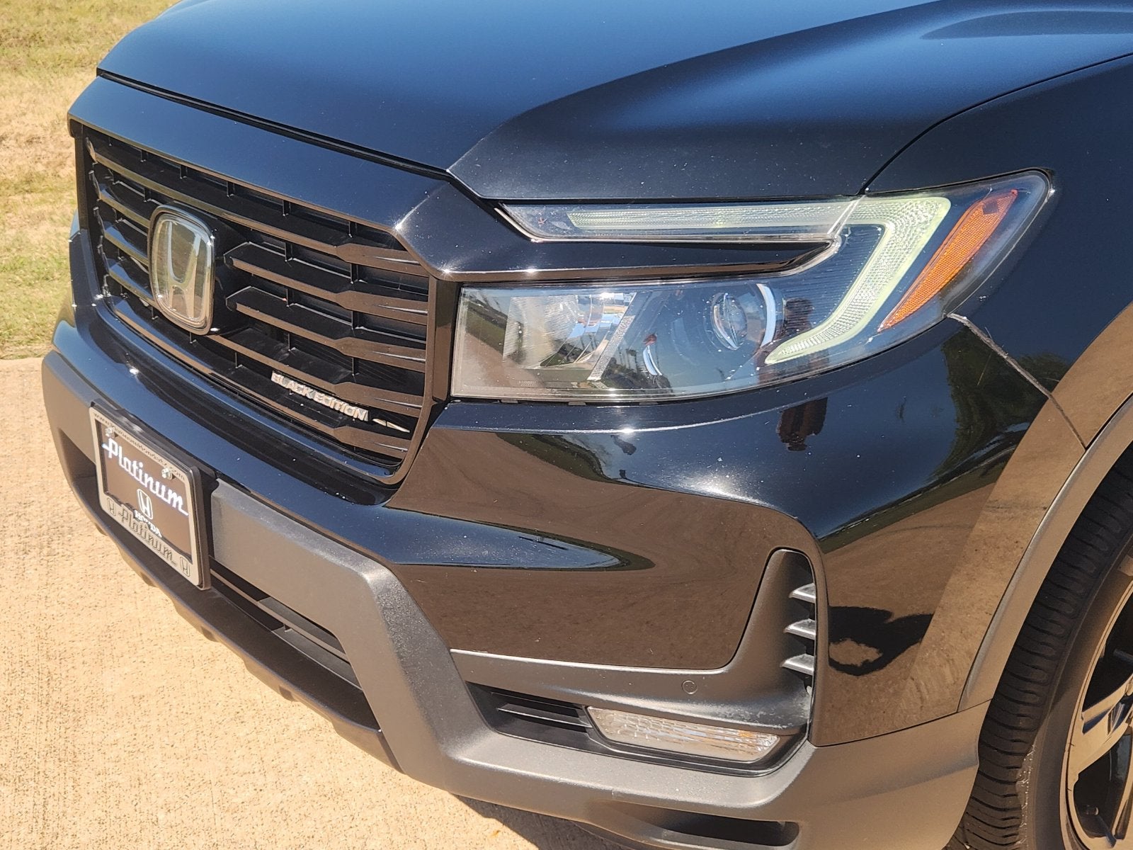 2022 Honda Ridgeline Black Edition