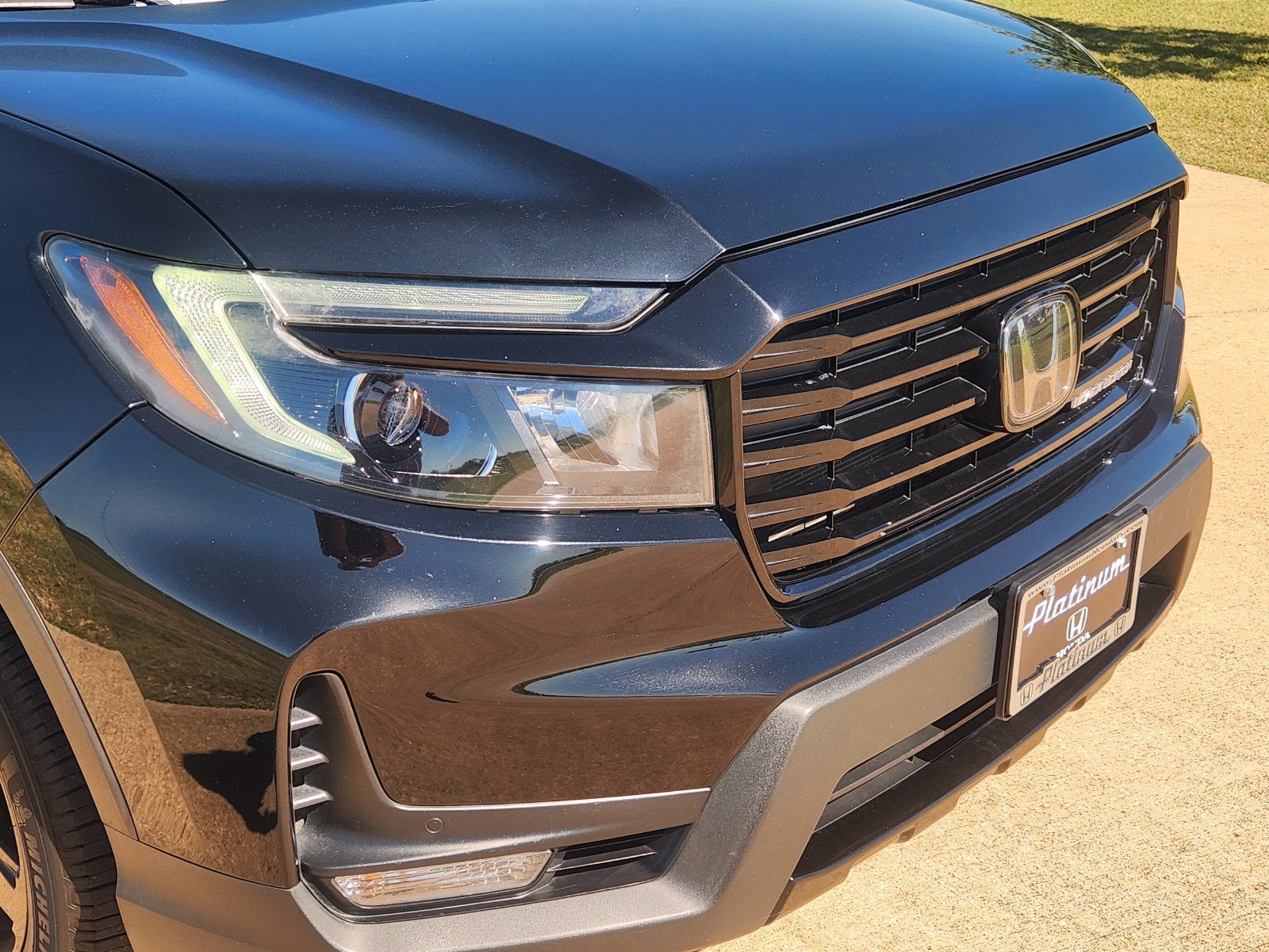2022 Honda Ridgeline Black Edition