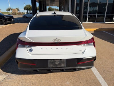 2025 Hyundai Elantra Hybrid Limited