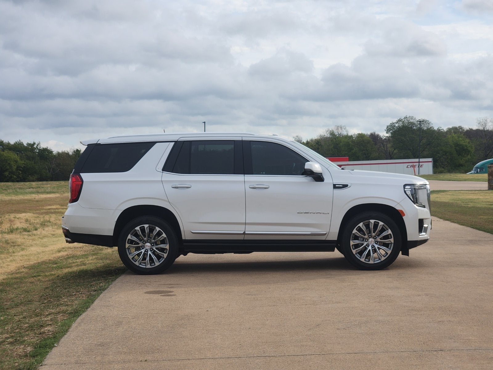 2022 GMC Yukon Denali