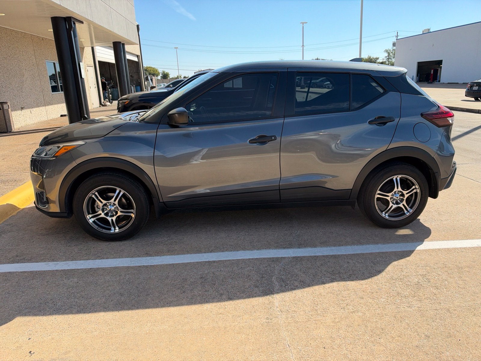 2024 Nissan Kicks S