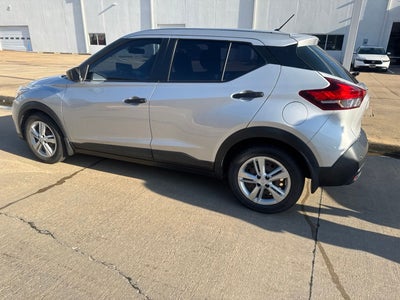 2020 Nissan Kicks S