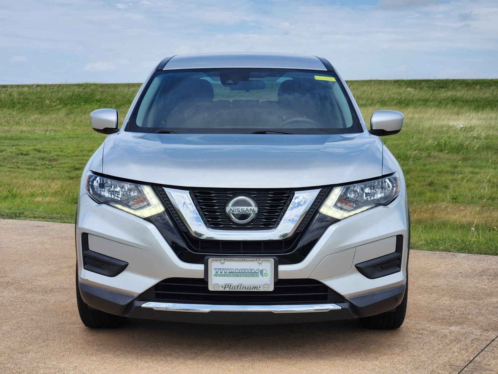 2019 Nissan Rogue S