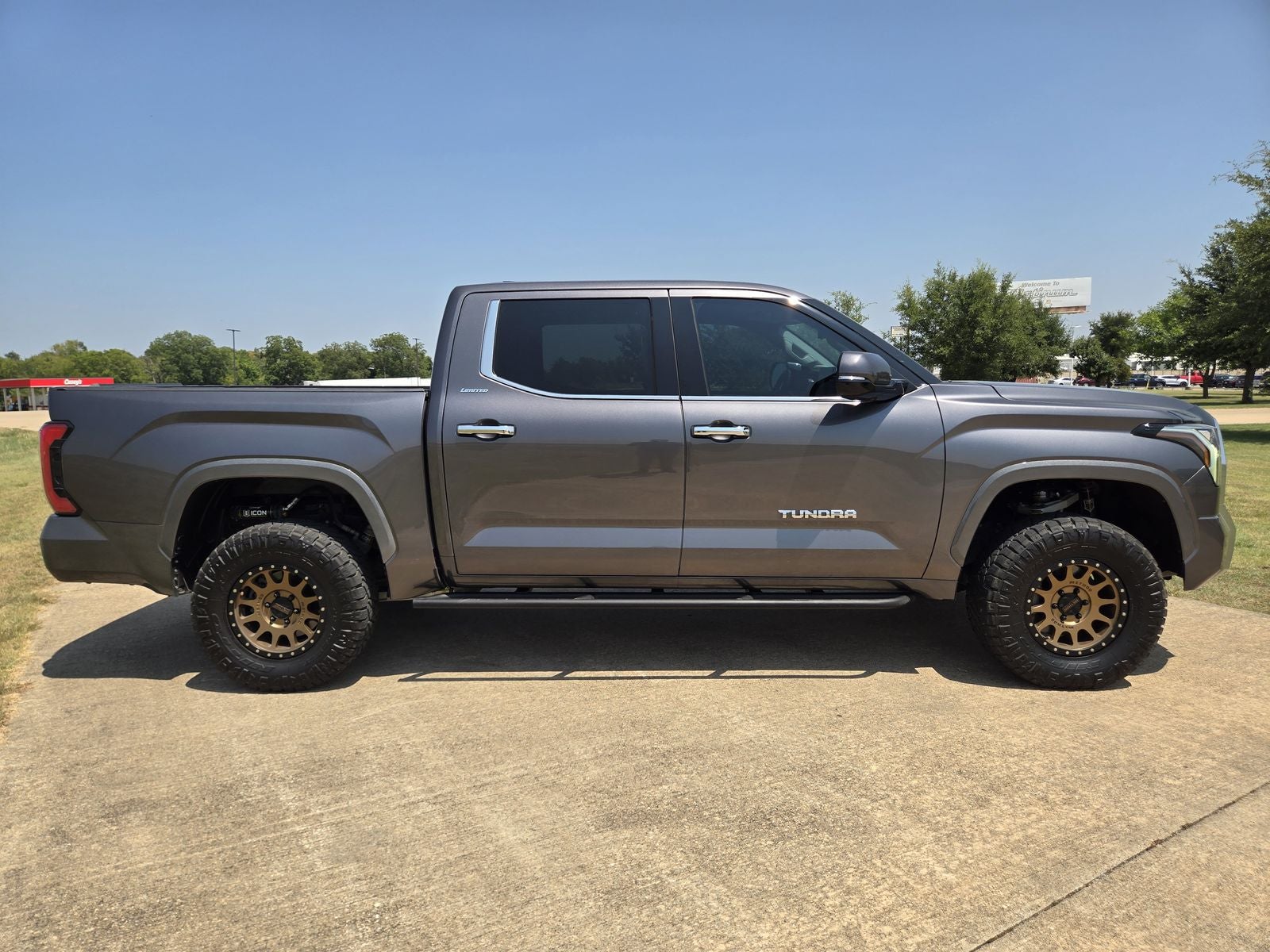 2023 Toyota Tundra Limited