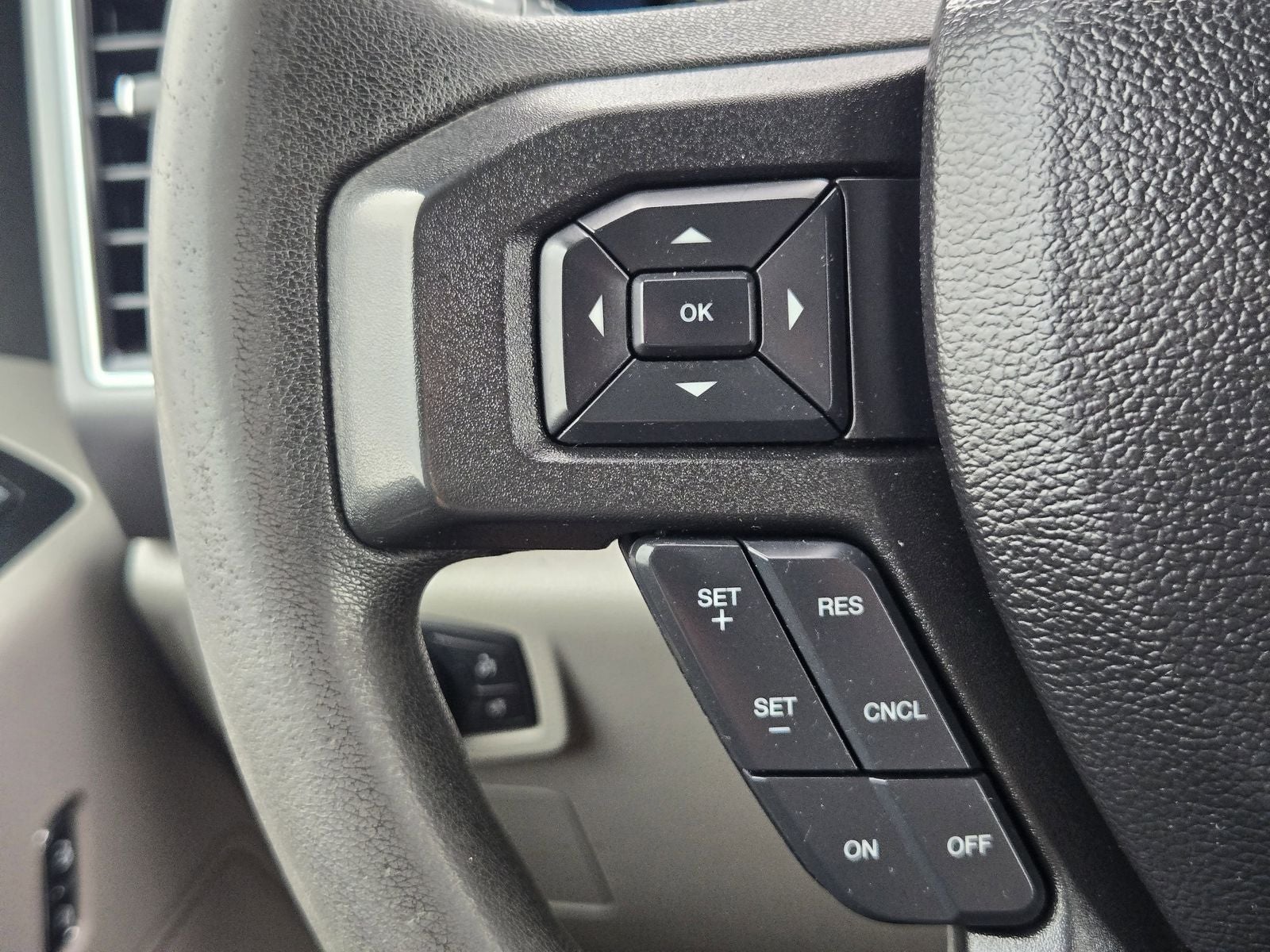 2024 Ford F-350SD Limited DRW