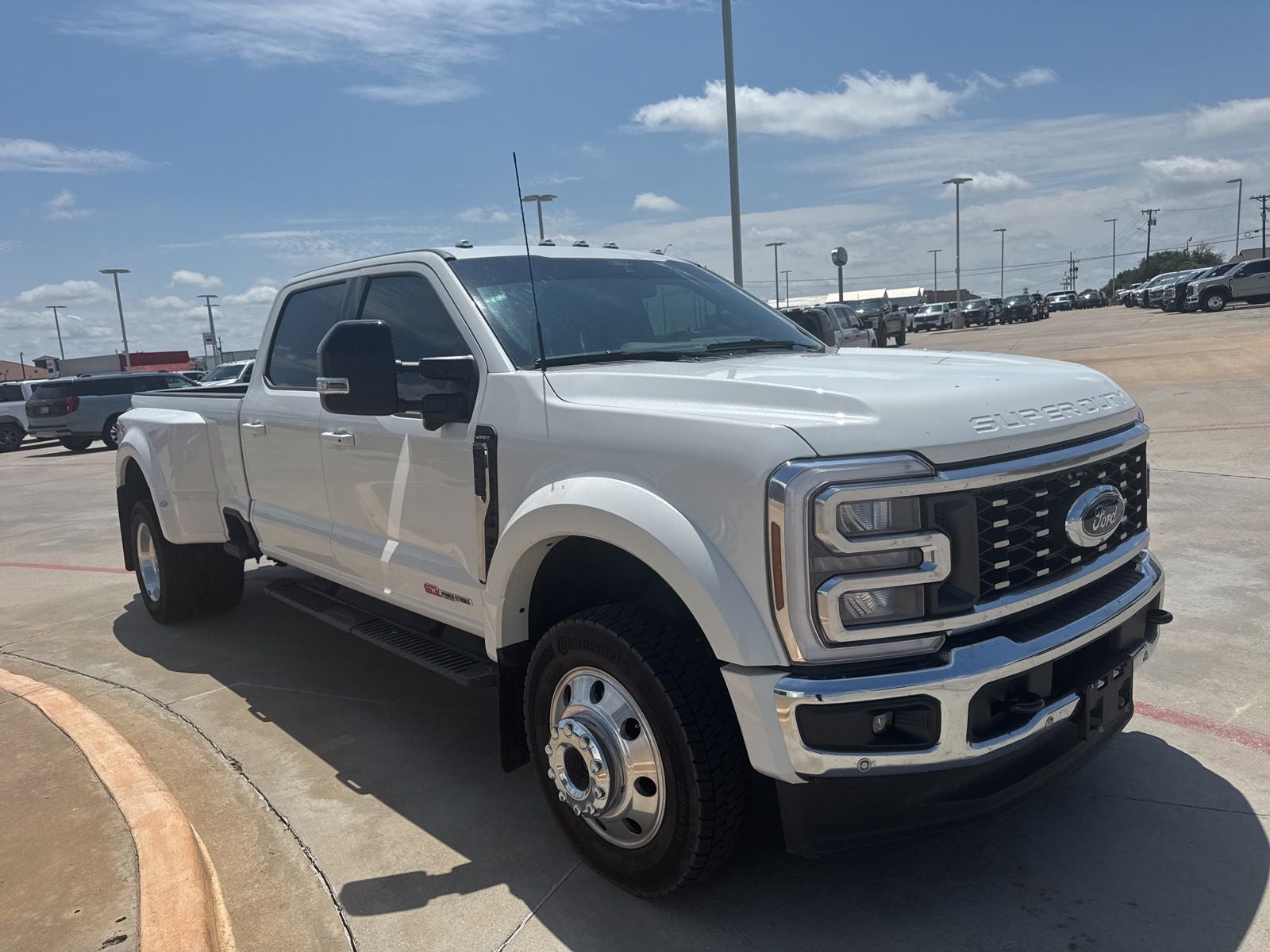 2026 Ford F-450SD Lariat DRW