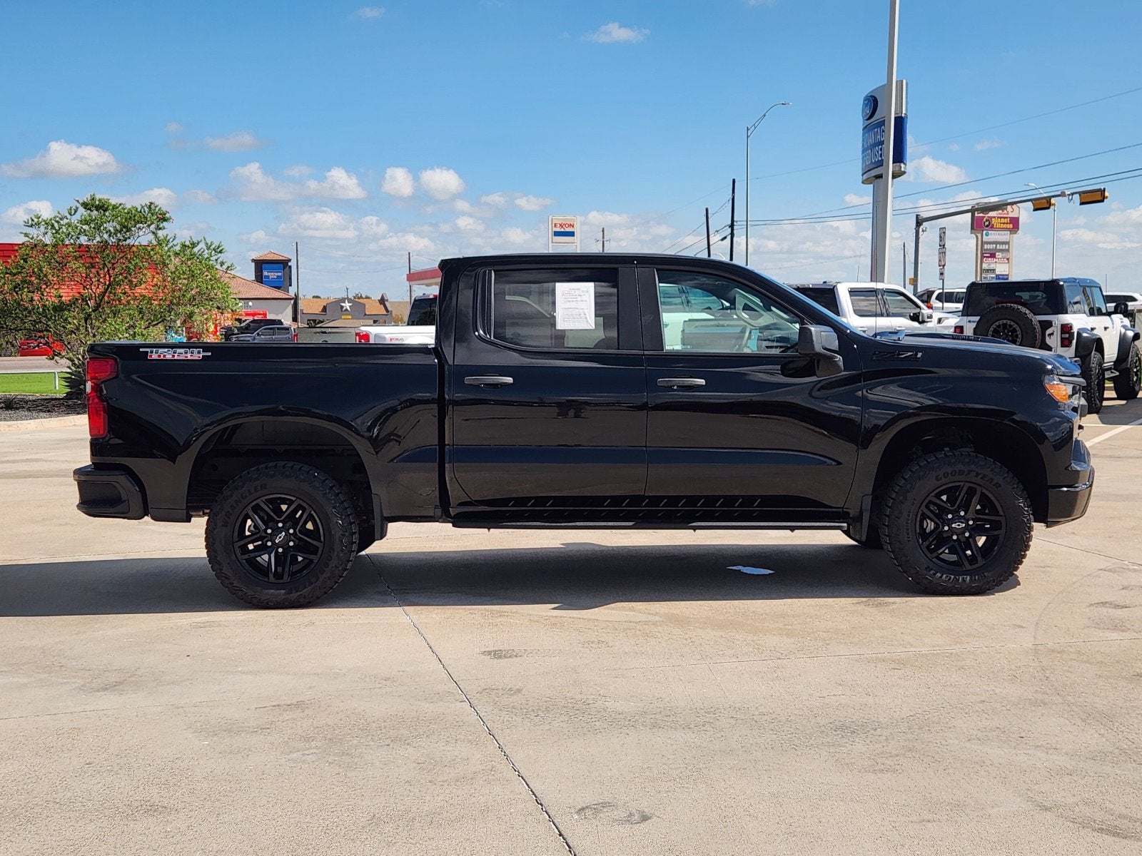 2024 Chevrolet Silverado 1500 Custom Trail Boss