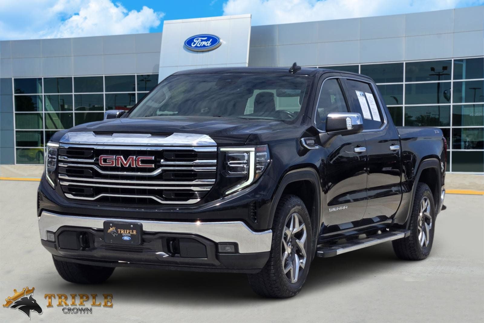 2023 GMC Sierra 1500 SLT