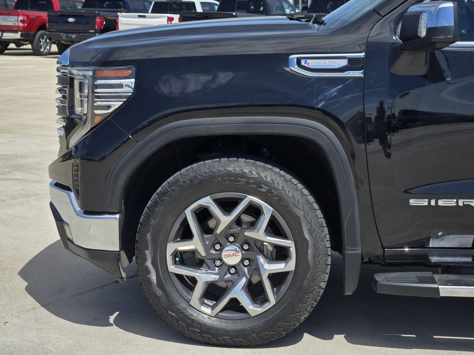 2023 GMC Sierra 1500 SLT