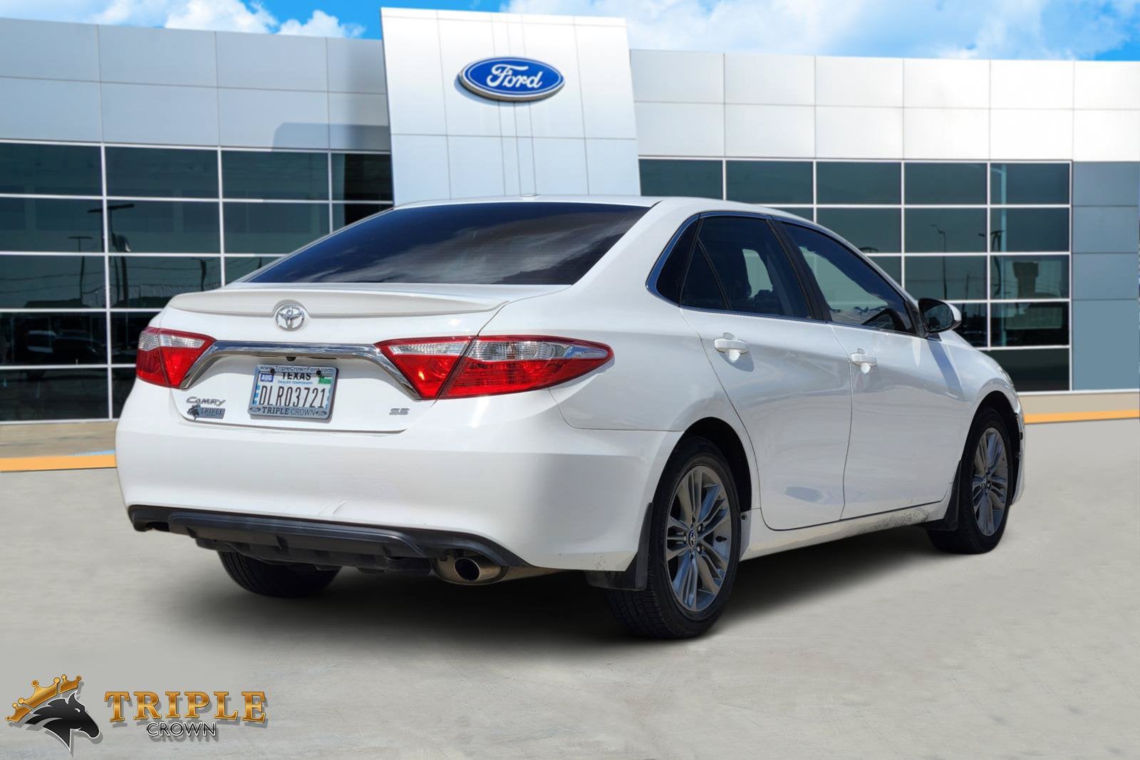 2015 Toyota Camry SE