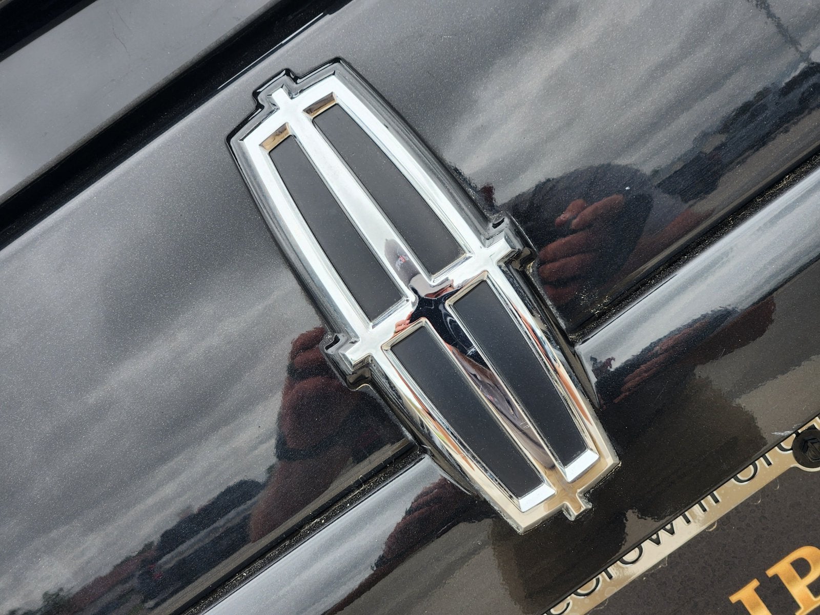 2010 Lincoln Navigator Base
