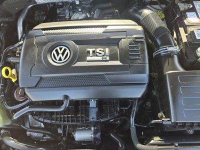 2019 Volkswagen Golf R DCC & Navigation 4Motion