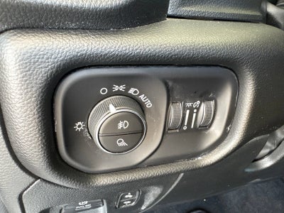 2025 RAM 1500 Laramie Crew Cab 4x4 5'7" Box