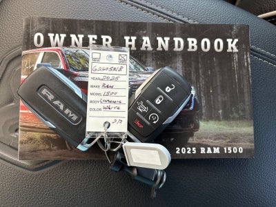 2025 RAM 1500 Laramie Crew Cab 4x4 5'7" Box