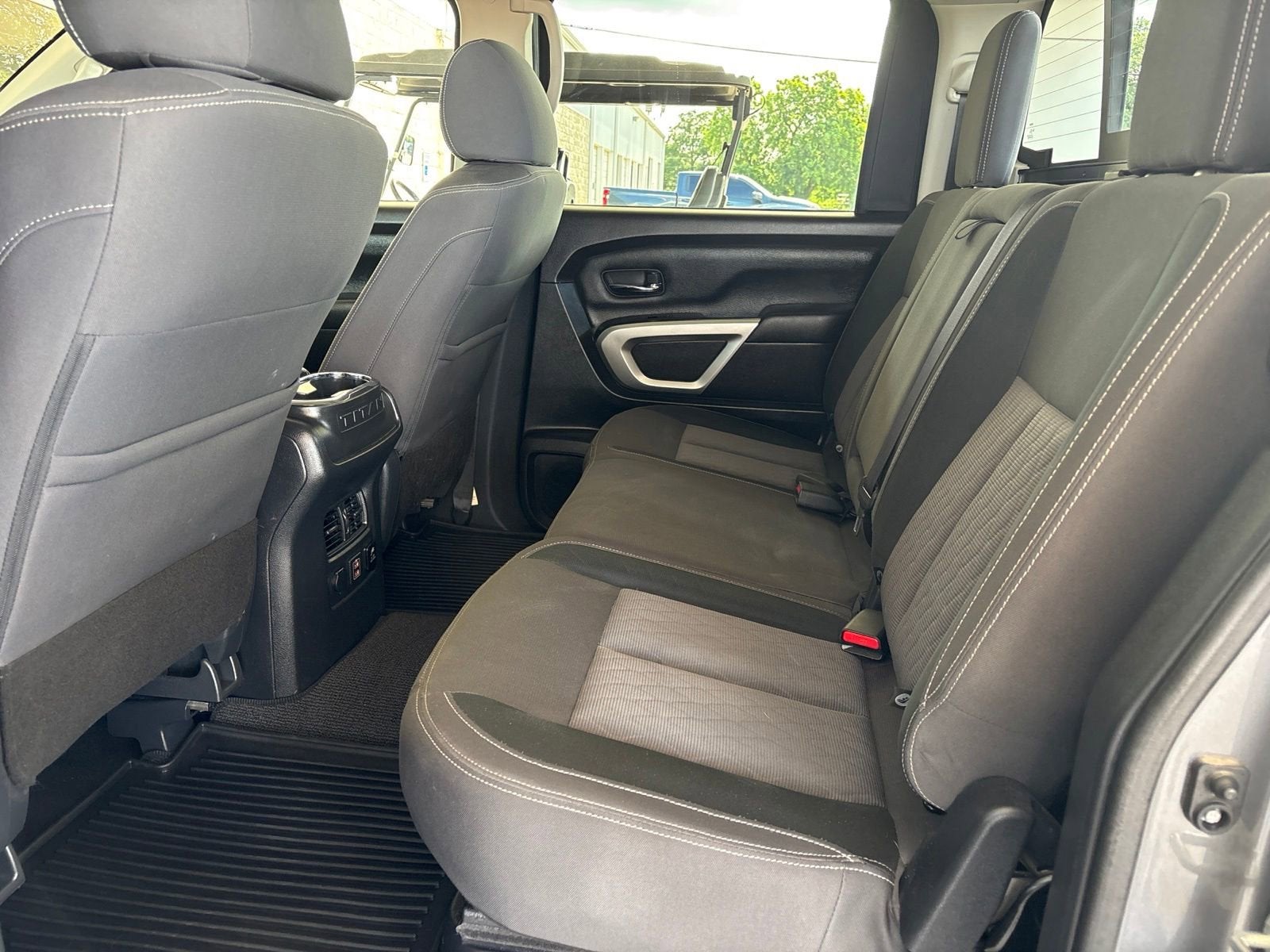 2021 Nissan Titan SV