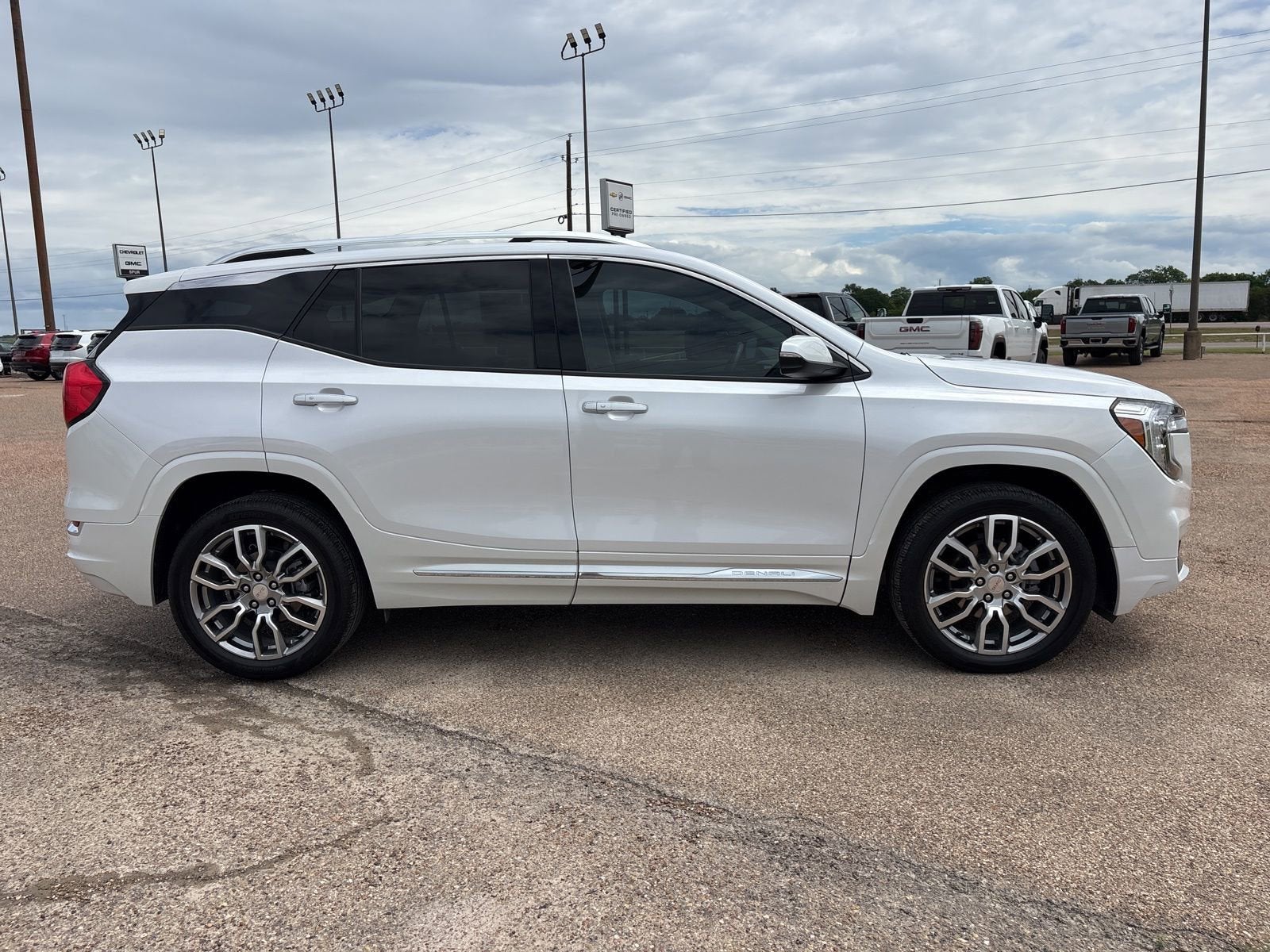 2022 GMC Terrain Denali