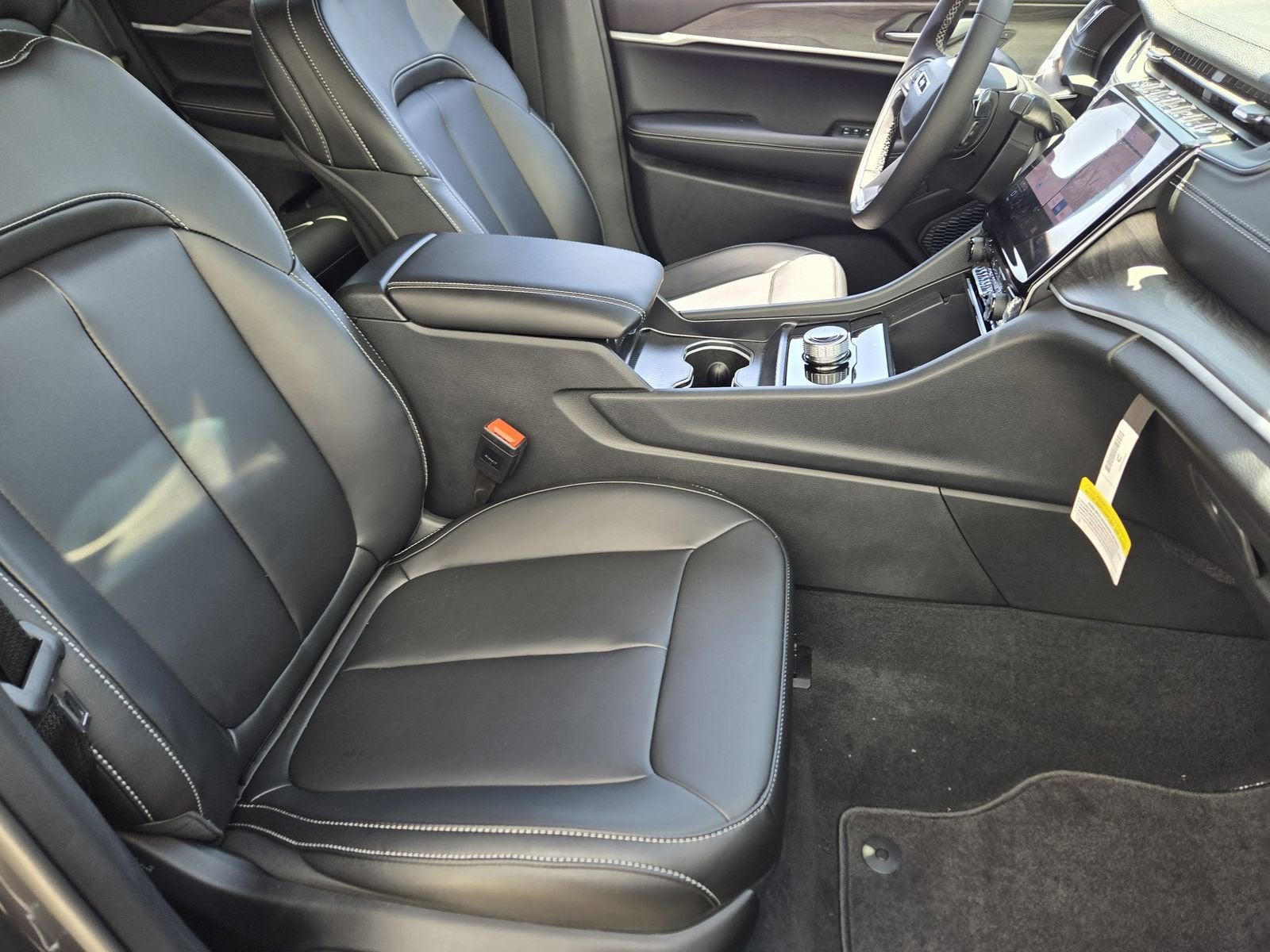 2025 Jeep Grand Cherokee Limited 4x2