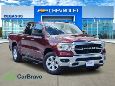 2020 RAM 1500 Big Horn Crew Cab 4x4 5'7" Box
