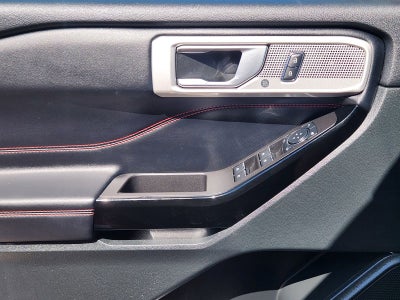 2024 Ford Explorer ST-Line