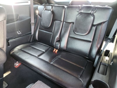 2024 Ford Explorer ST-Line