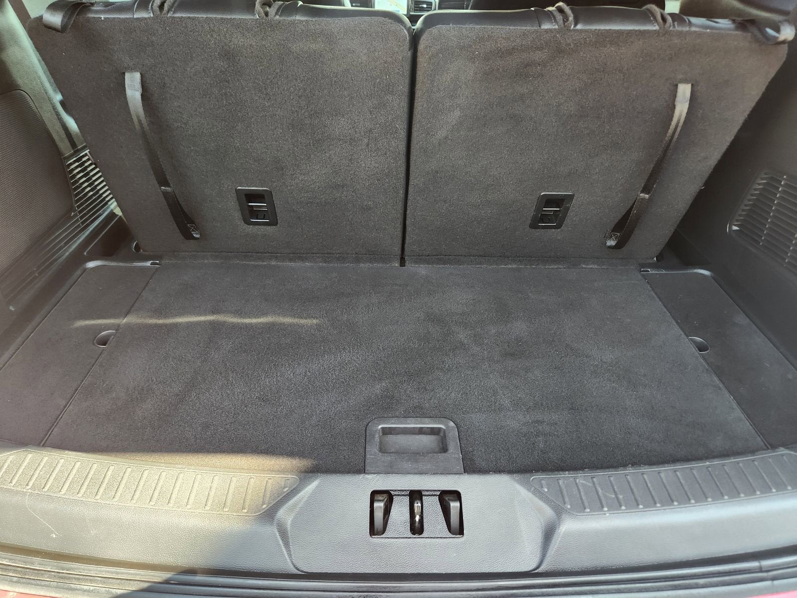 2024 Ford Explorer ST-Line