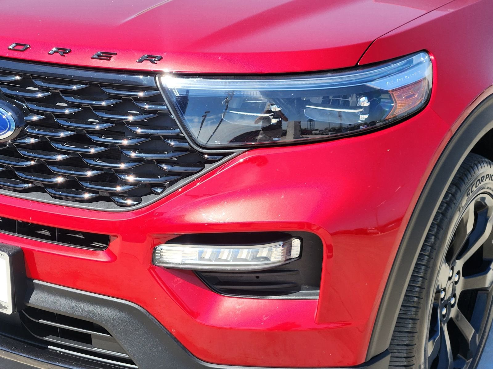 2024 Ford Explorer ST-Line