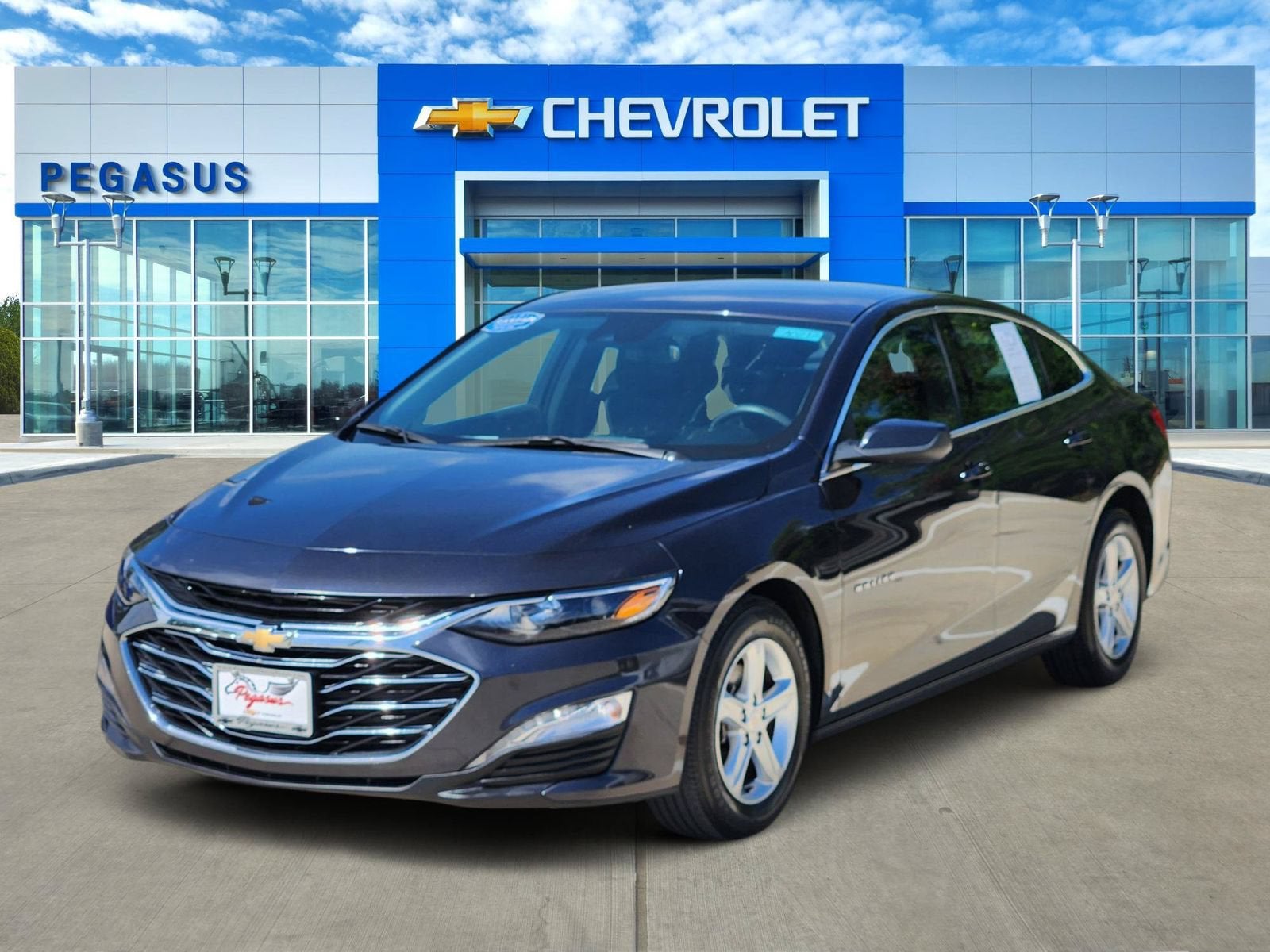 Used 2023 Chevrolet Malibu 1LT with VIN 1G1ZD5ST4PF239857 for sale in Ennis, TX