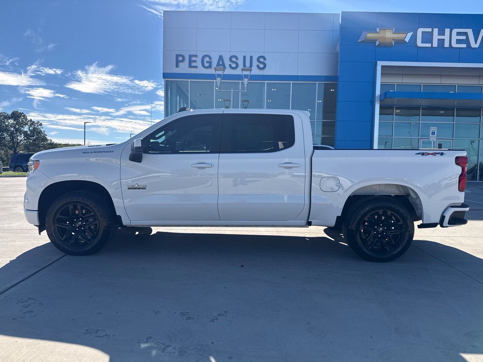 2025 Chevrolet Silverado 1500 RST