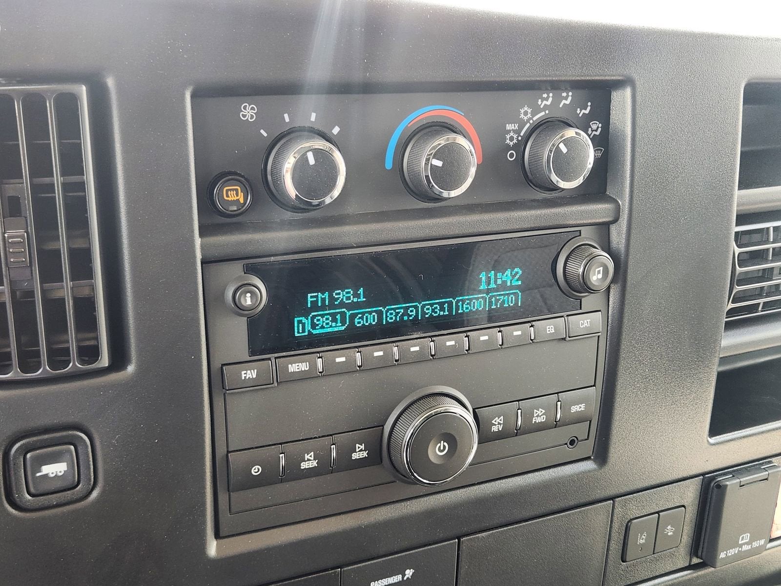 2026 Chevrolet Express Cargo WT