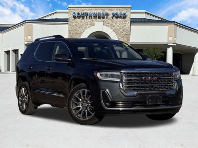 2023 GMC Acadia Denali