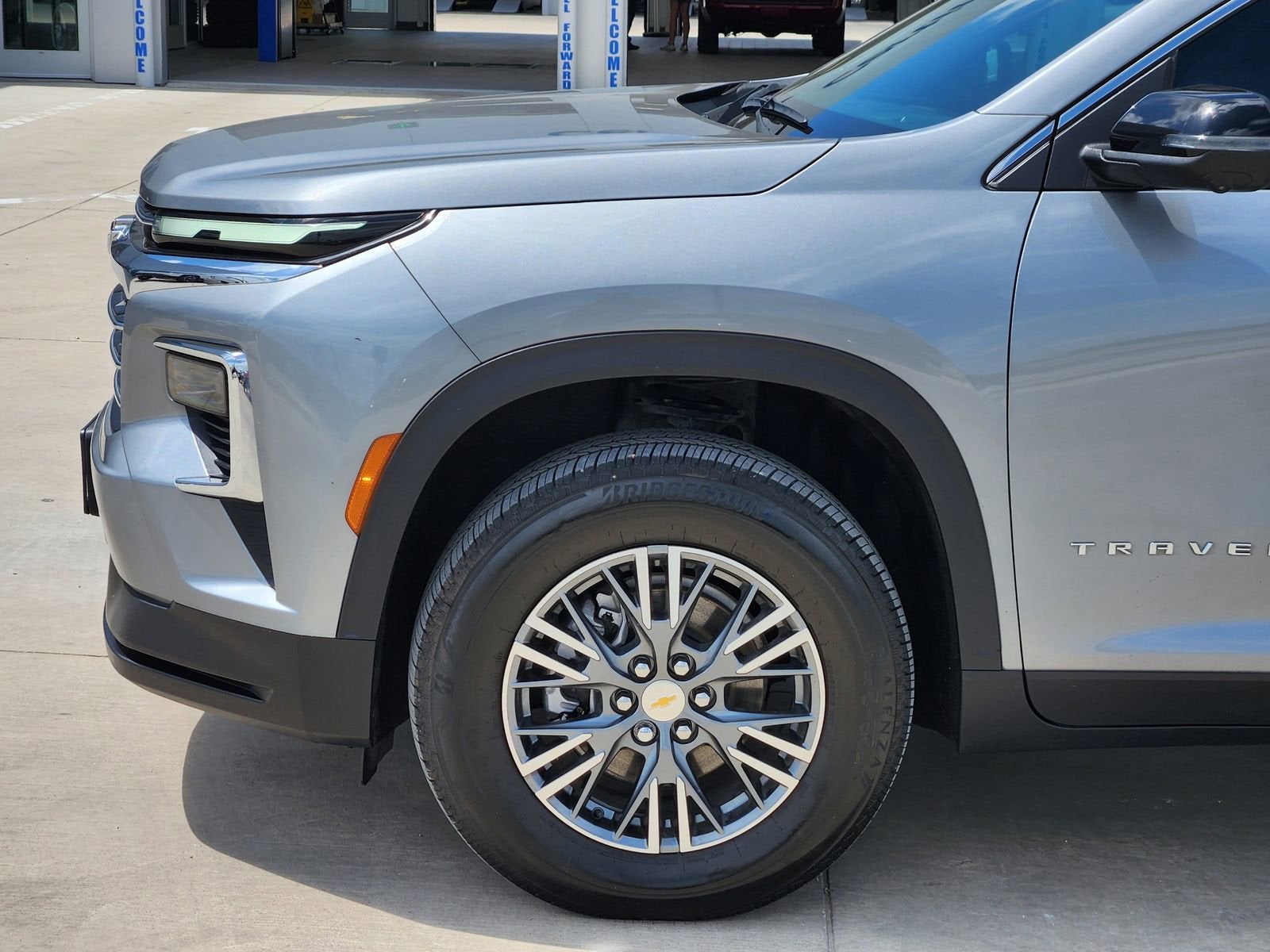 2024 Chevrolet Traverse LT