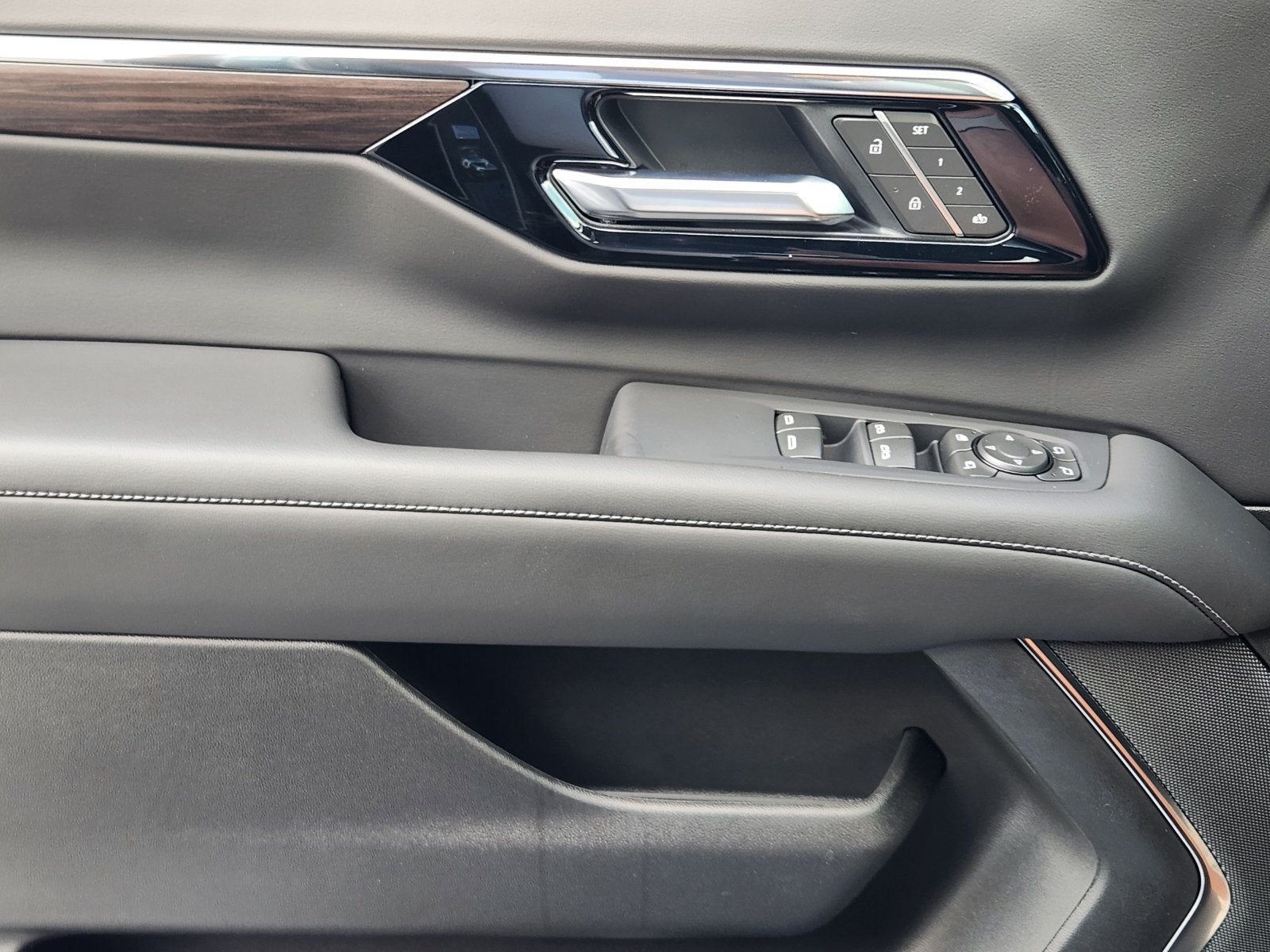 2027 Chevrolet Tahoe LT