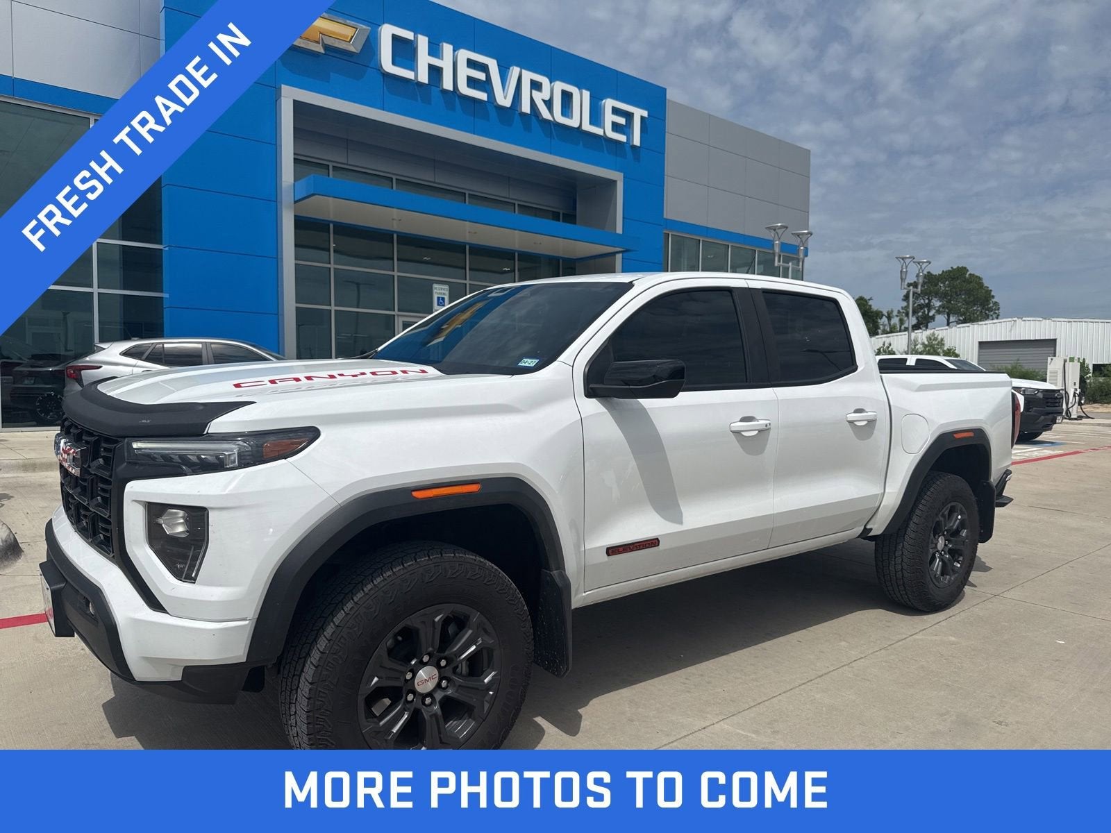 2024 GMC Canyon 2WD Elevation Crew Cab Short Box's photo