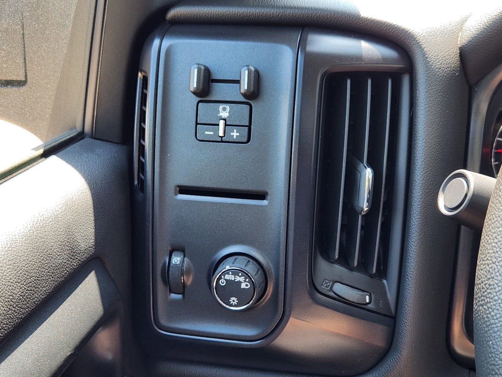 2024 Chevrolet Silverado 4500 HD Work Truck