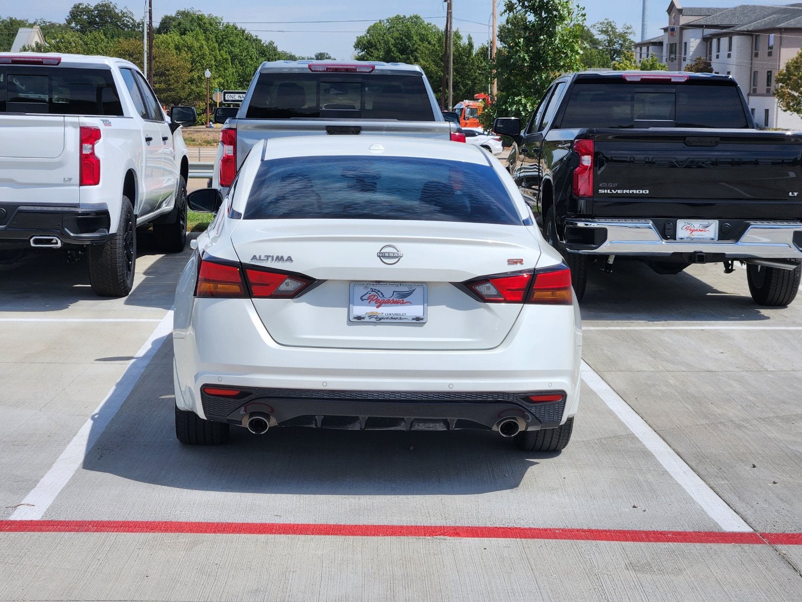 2024 Nissan Altima SR FWD