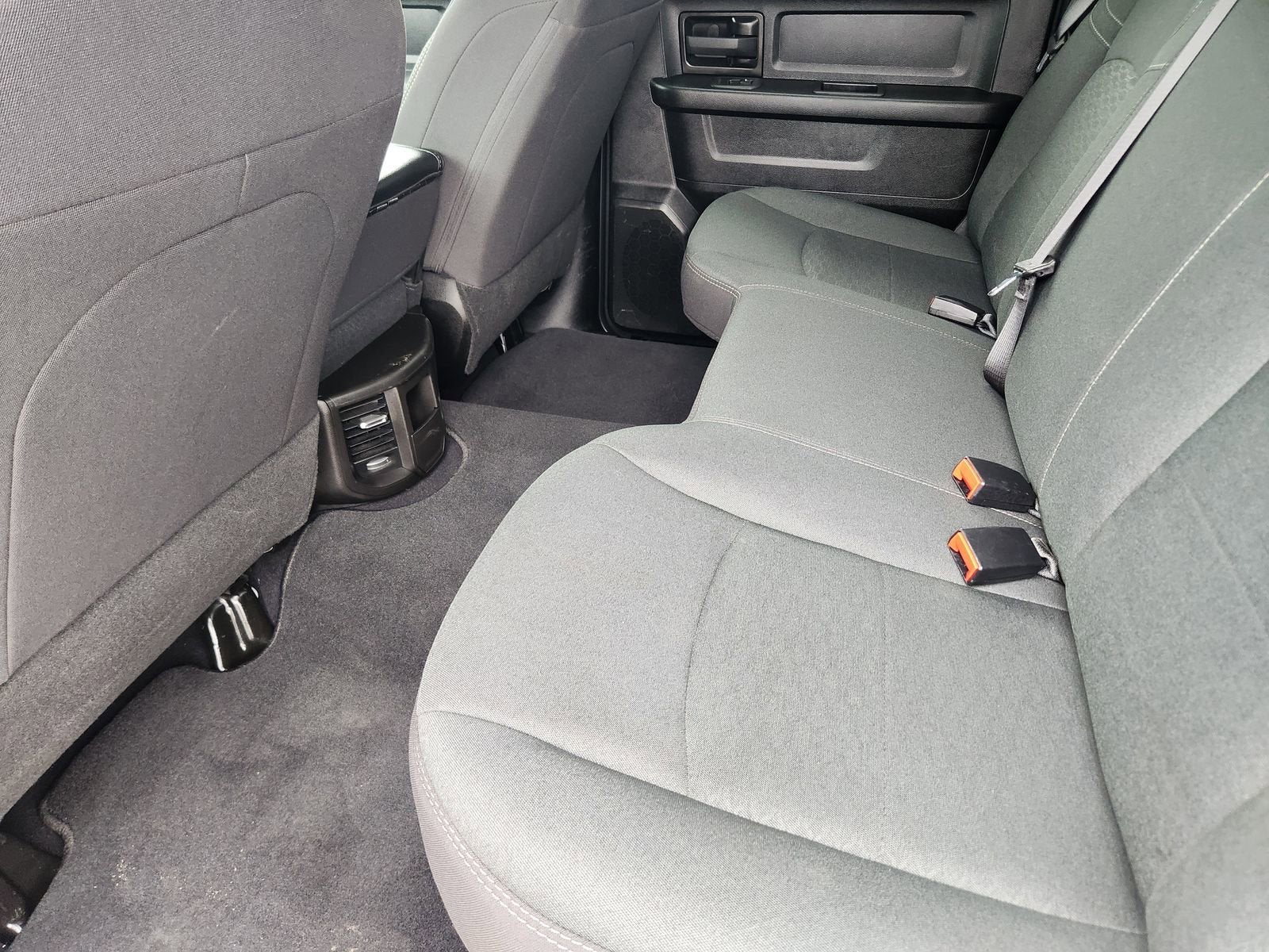 2025 RAM 2500 Tradesman Crew Cab 4x4 6'4" Box