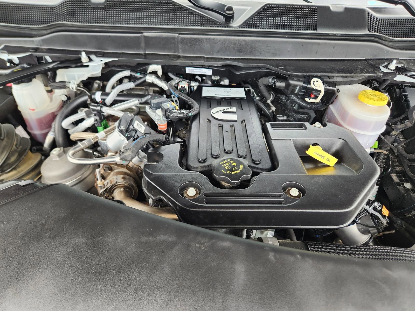 2025 RAM 2500 Tradesman Crew Cab 4x4 6'4" Box