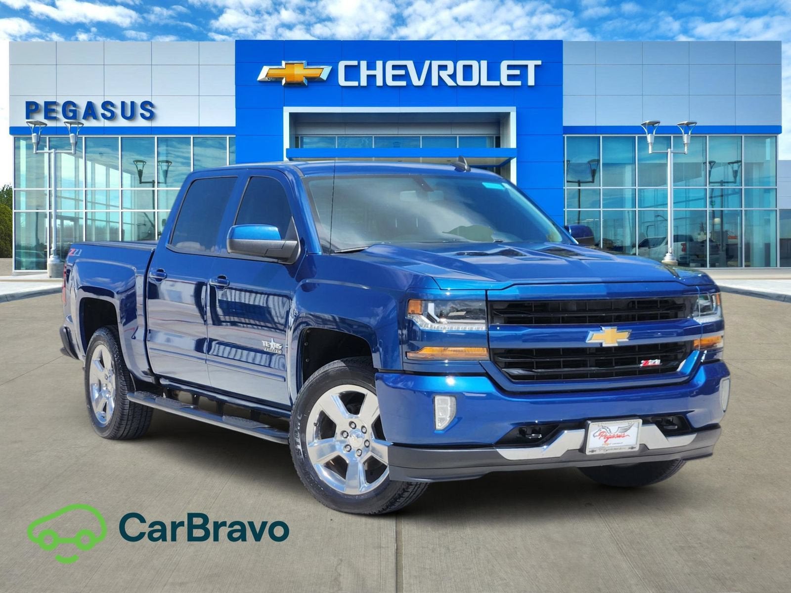 2018 Chevrolet Silverado 1500 LT Z71 4X4 Crew Cab Short Box's photo