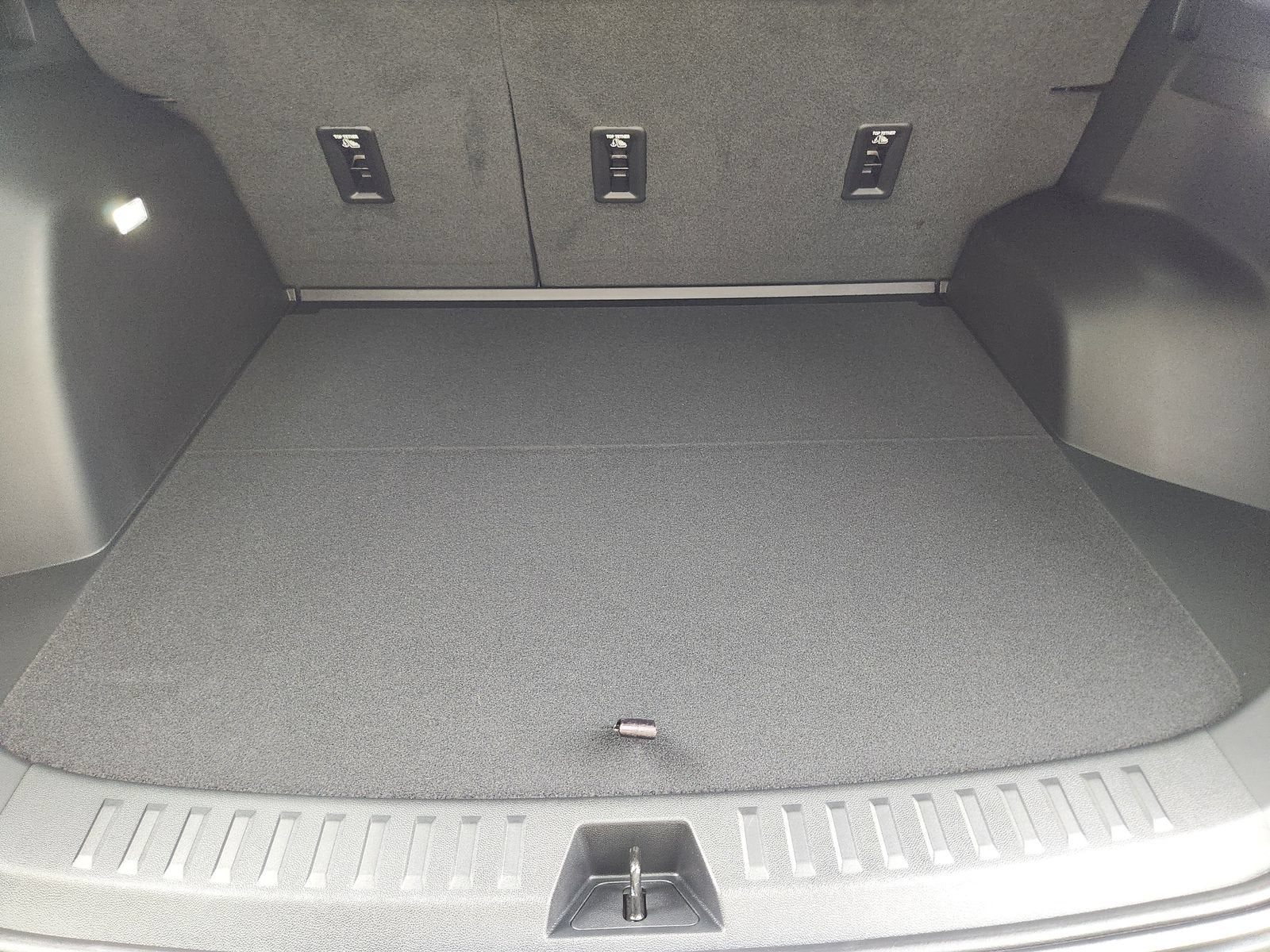 2027 Chevrolet Equinox LT - Photo 25