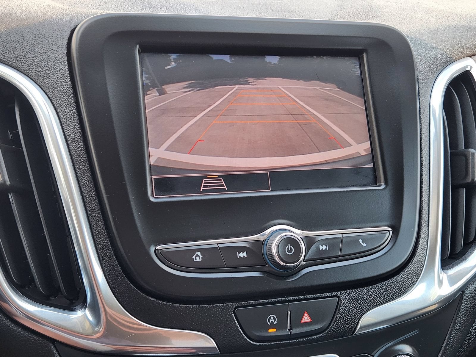 2024 Chevrolet Equinox LT - Photo 20