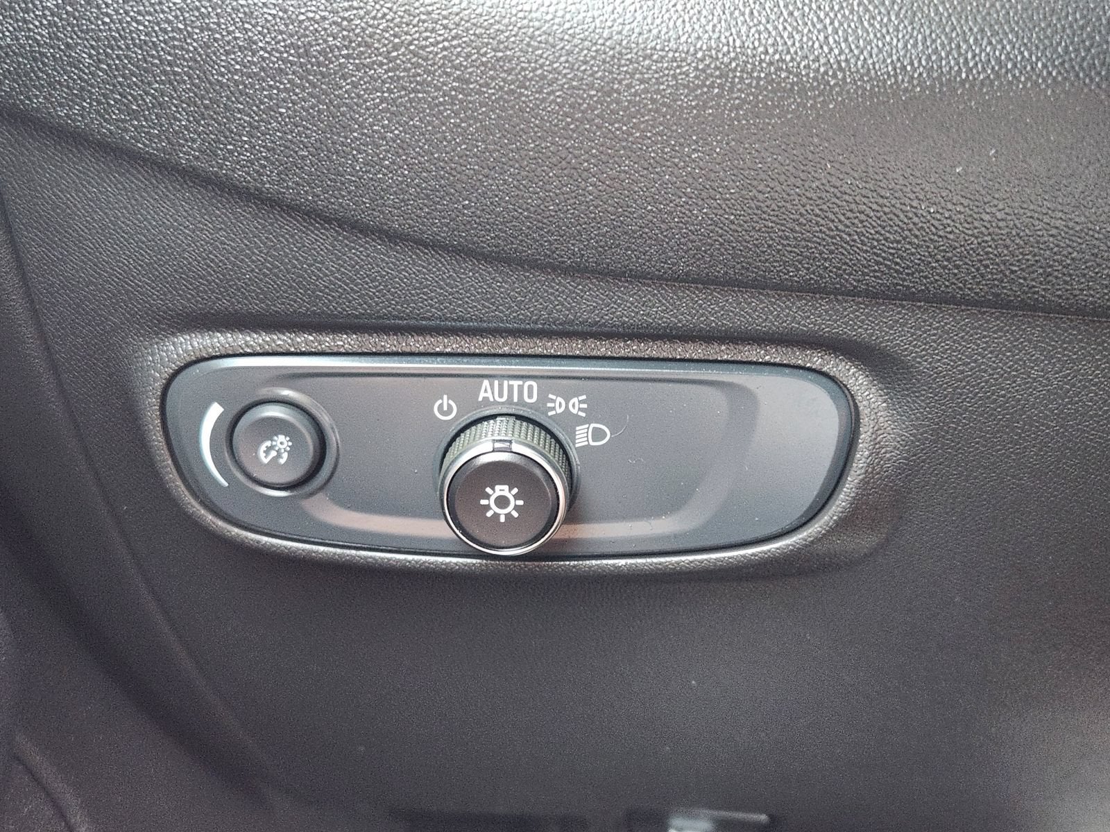 2024 Chevrolet Equinox LT - Photo 26