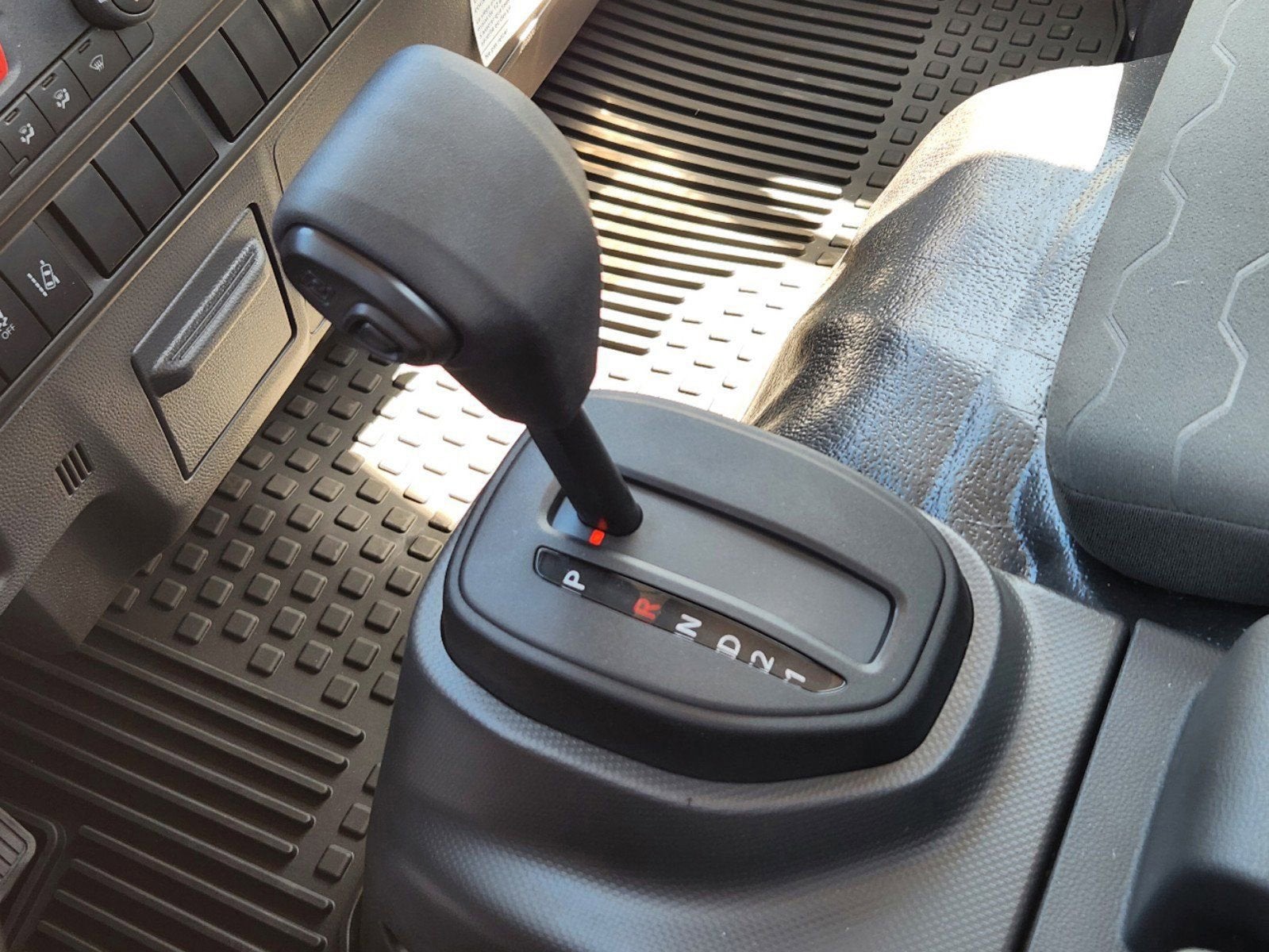 2025 Chevrolet Low Cab Forward 4500 XD Base