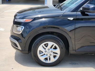 2025 Hyundai Venue SE